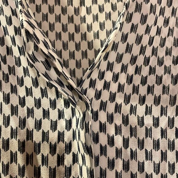 H&M Top - Picture 3 of 9